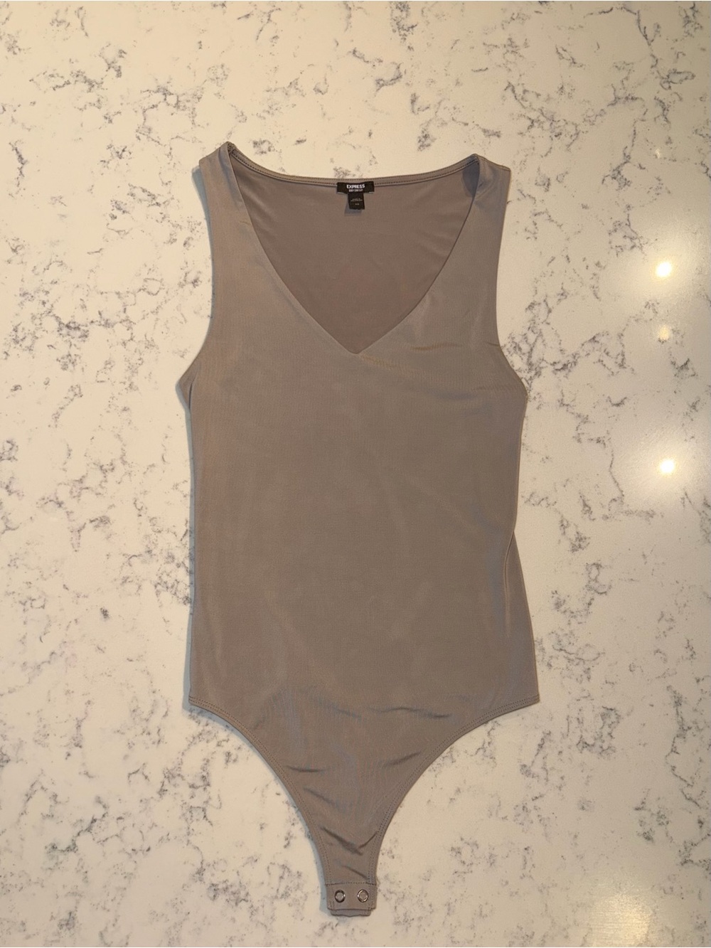 Express Body Contour V-Neck Sleeveless Bodysuits - XS Bundle of 4 - Picture 6 of 15